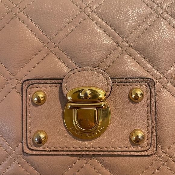 Marc Jacobs Chain-Link Leather Shoulder Bag - Picture 10 of 15
